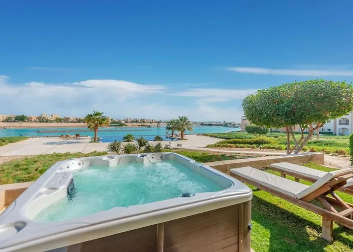 Apartment Gouna Retreat 2br Waterside Hot Tub & Pool *