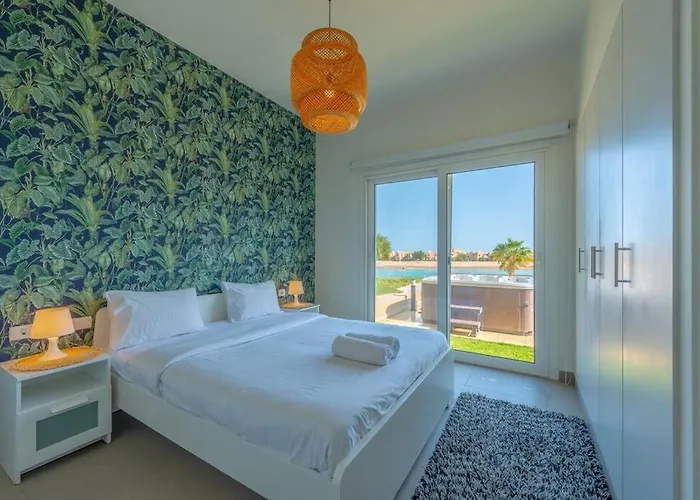 Apartment Gouna Retreat 2br Waterside Hot Tub & Pool *